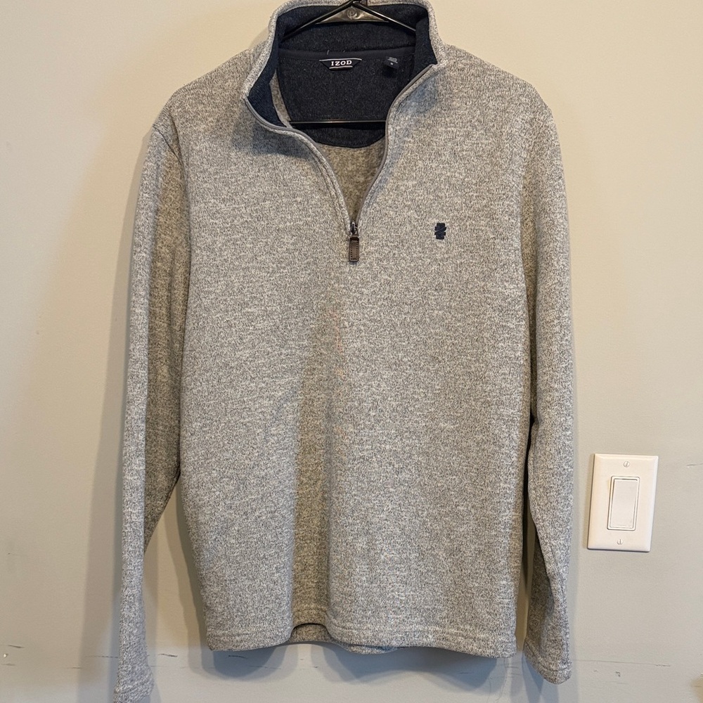 Izod Men's Gray Zip-Up Sweater